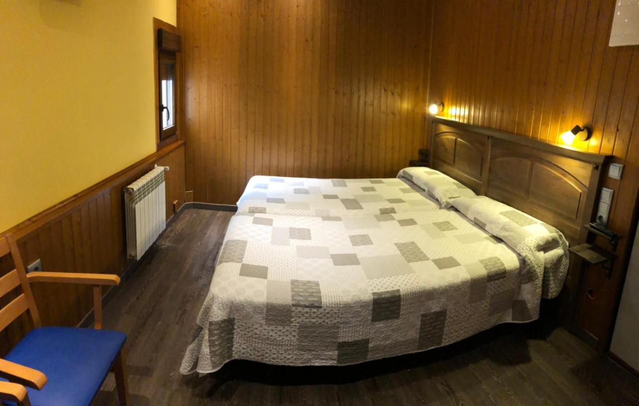 Hotel Sarao Escarrilla Εξωτερικό φωτογραφία